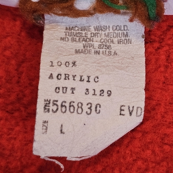 Vintage Christmas bear sweatshirt - Picture 6 of 6